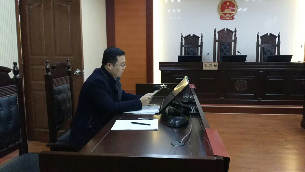 律师风采09